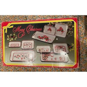 VTG LACQUER WARE 2  TRAY SET CHRISTMAS TREE PATTERN ONLY 2 Pieces